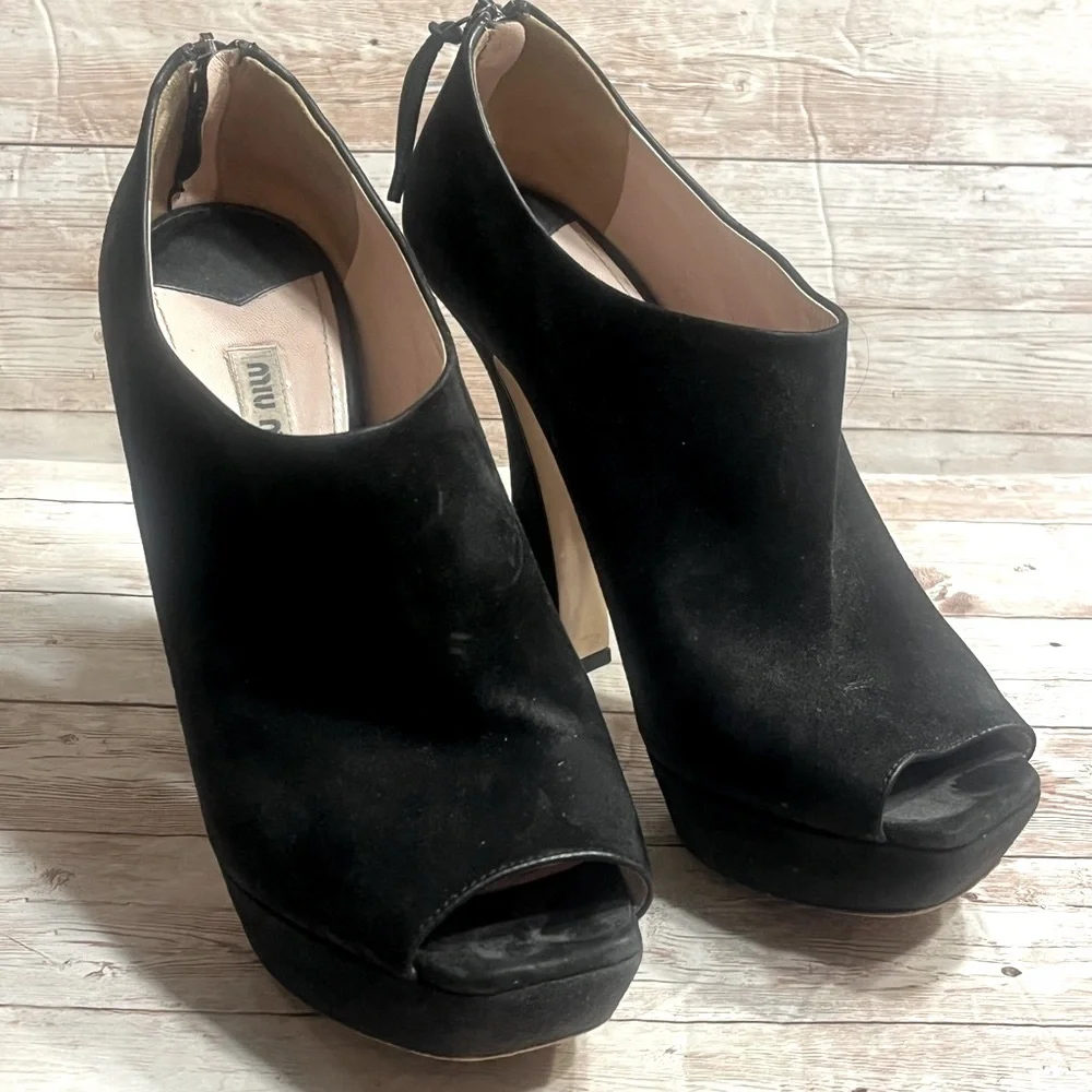 Miu Miu Black Suede Sculptural Heels
